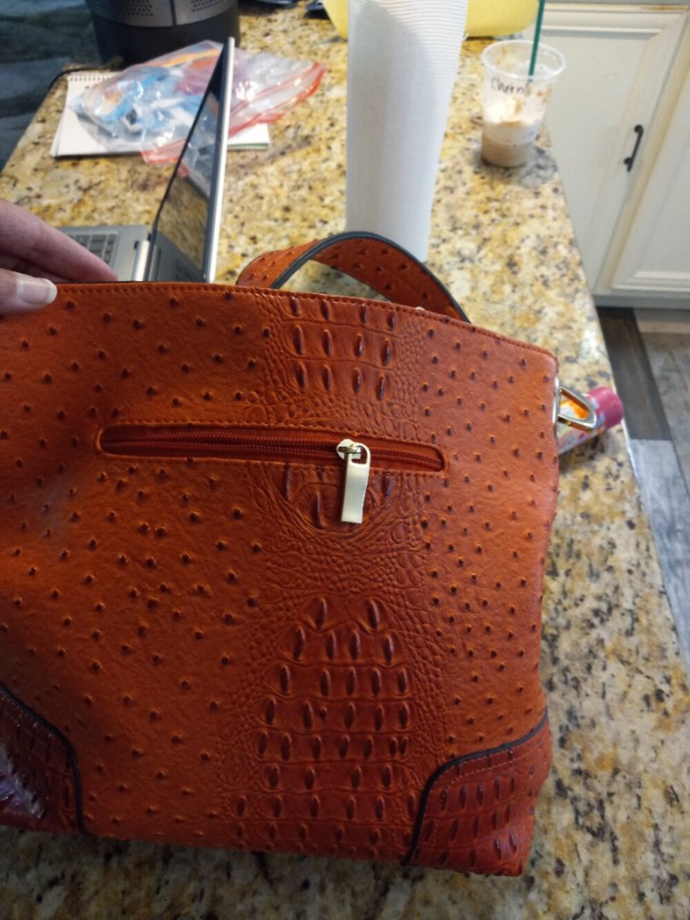 Orange Croc embossed large shoulder bag - Picture 4 of 5